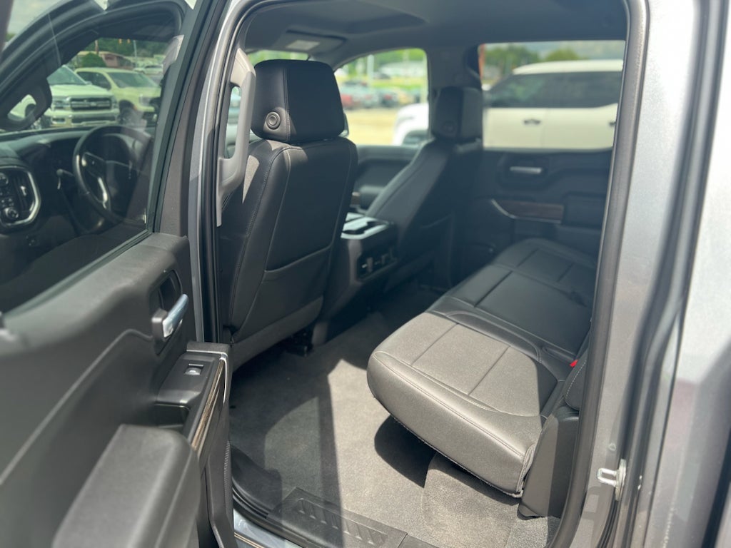 2021 Chevrolet Silverado RST