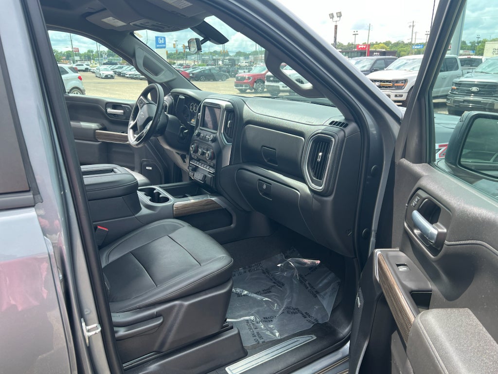 2021 Chevrolet Silverado RST