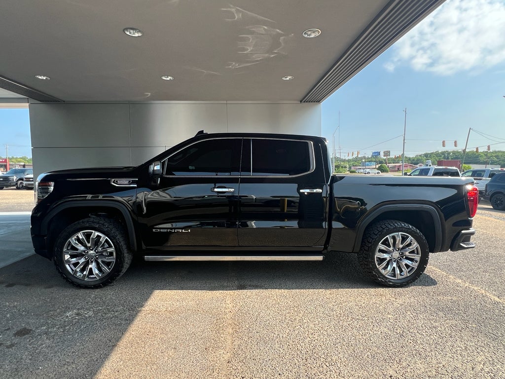 2023 GMC Sierra Denali