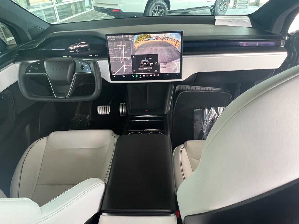 2022 Tesla Model X Plaid