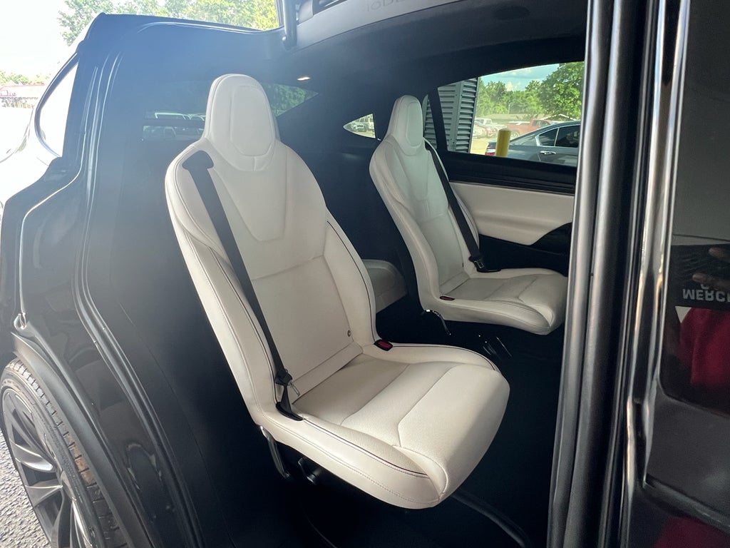 2022 Tesla Model X Plaid