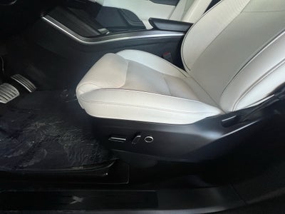2022 Tesla Model X Plaid