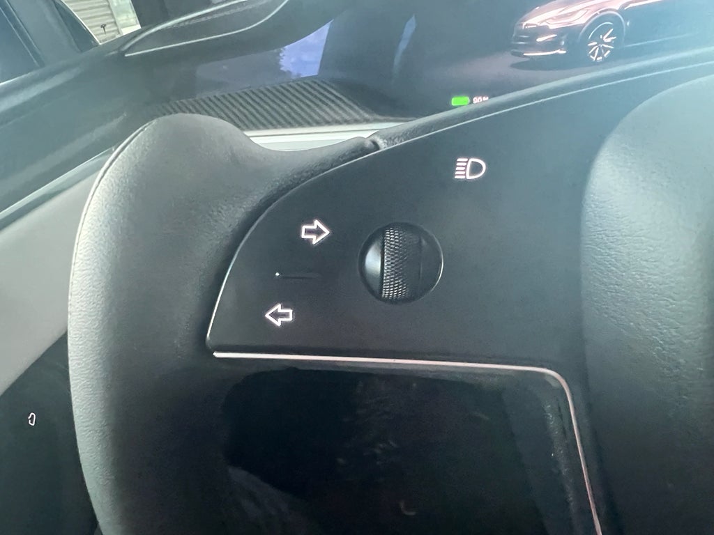 2022 Tesla Model X Plaid