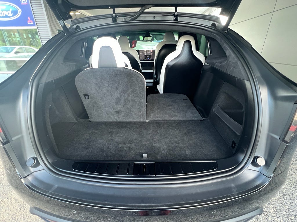 2022 Tesla Model X Plaid