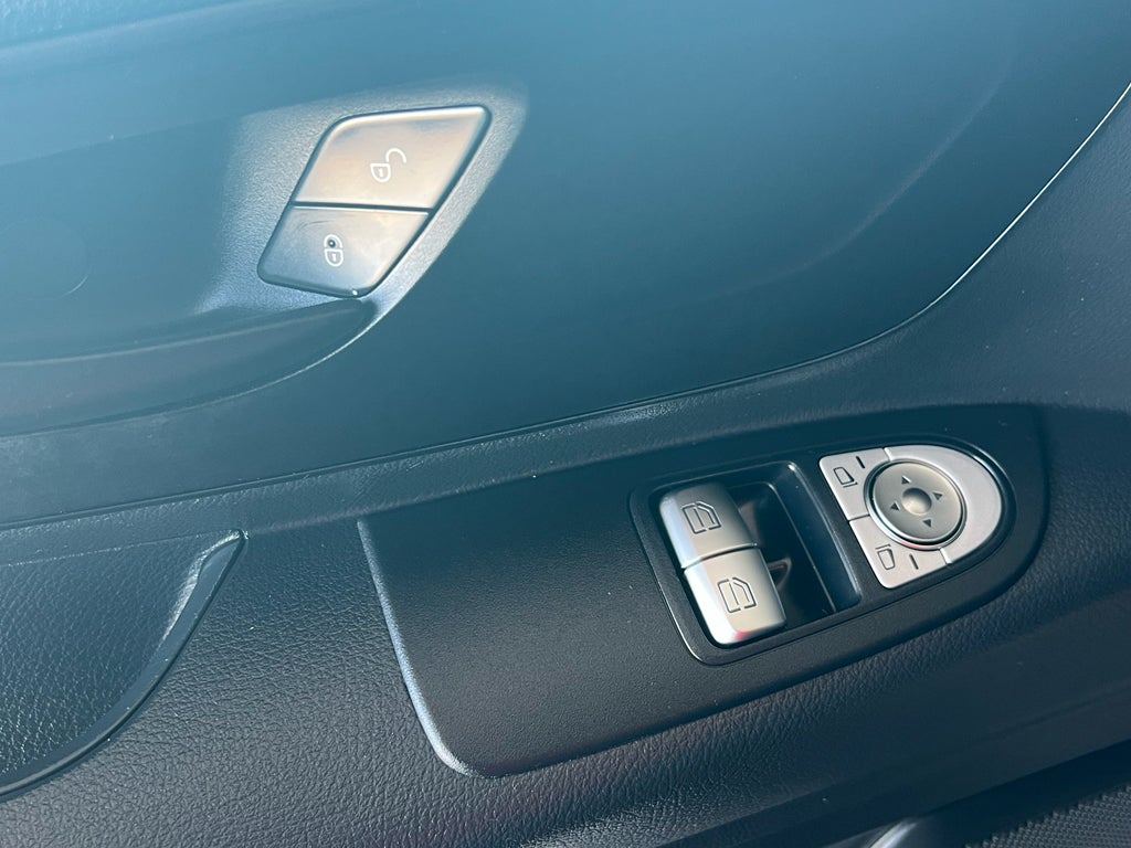 2022 Mercedes-Benz Metris Base