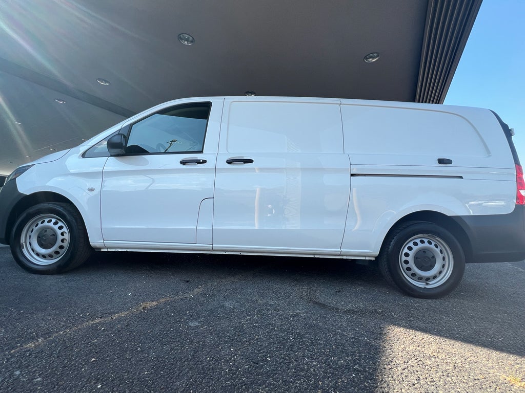 2022 Mercedes-Benz Metris Base